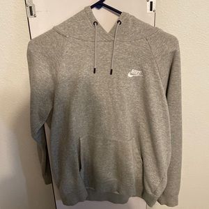 gray Nike sweatshirt/hoodie, size M